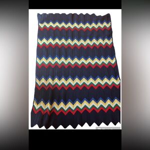 Chevron Patterned Multicolor blanket vintage.